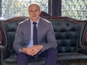 Cum utilizează EkoGroup și Cătălin Cârcu tehnologia pentru a crește engagementul clienților B2B